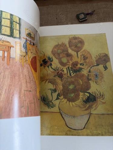VAN GOGH