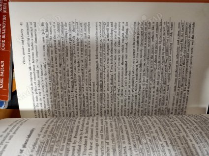 Narratives of İdentity and place