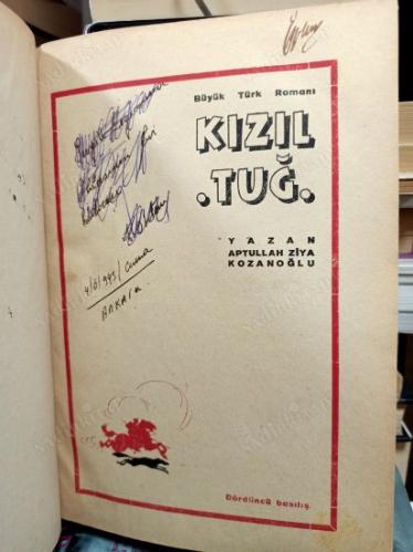 KIZIL TUĞ. KAPAK:MÜNİF FEHİM.