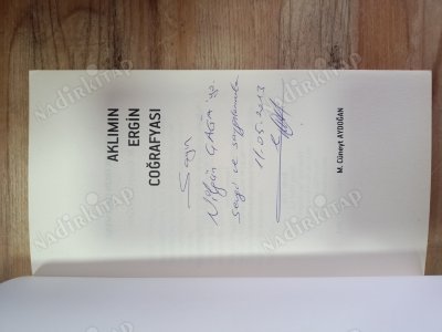 aklımın ergin çoğrafyası şiir/ İmzalı bir