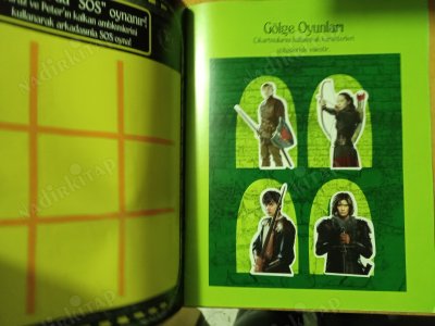 Narnia Günlükleri : Prens Kaspiyan Çıkartma ve Oyun Kitabı