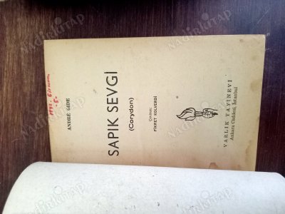 SAPIK SEVGİ - CORYDON