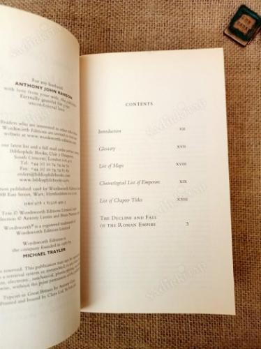 THE DECLINE AND FALL OF THE ROMAN EMPIRE (EDWARD GIBBON)