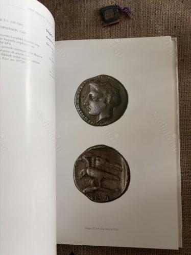 Yapı ve Kredi Koleksiyonu Grek ve Roma sikkeleri = Greek and Roman coins, The Yapı Kredi Collection.