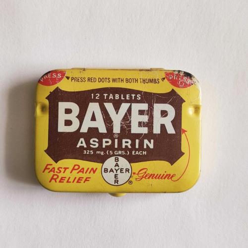 BAYER- Aspirin / Teneke İlaç Kutusu ( Eczacılık Tarihi - Mesleki Obje )