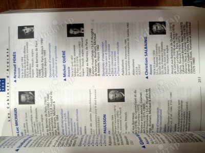 L' ANNUAIRE DES JURİTES D'AFFARİES 9 edition/ 2001