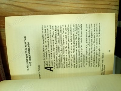 ÇİNİN GÖLGESİNDE UZAKDOĞU ASYA