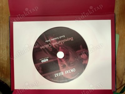 Büyük İnsanlık - Kendi Sesinden Şiirler (CD'li)