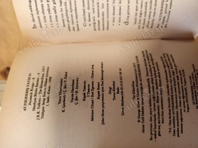 Silmarillion Yüzüklerin Efendisi'ndeki Elf'lerin Destansı Tarihi (1.Baskı)