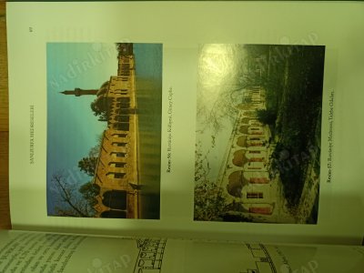 TARİHÇE VE MİMARİ ÖZELLİKLERİYLE ŞANLIURFA MEDRESELERİ - CİLTLİ