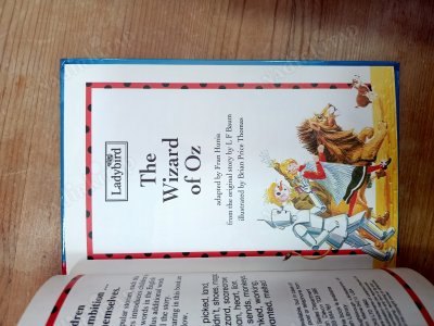 READ IT YOURSELF / The Wizard Of Oz