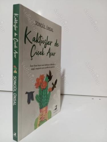 KAKTÜSLER DE ÇİÇEK AÇAR