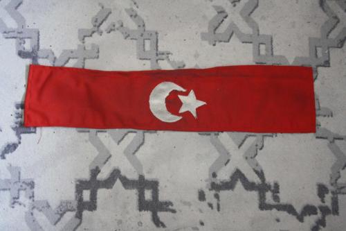 LOT.12 » Antika Severler İçin Nostaljik Ay Yıldızlı Kol Bandı  ARKASI MÜHÜRLÜ KAÇIRILMAZ.!