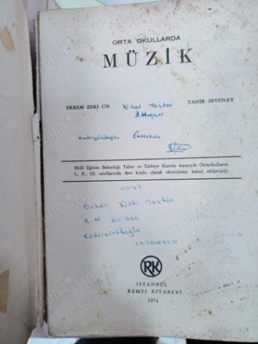 Orta Okullarda Müzik