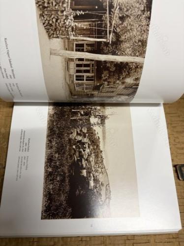 Konstantiniyye'den İstanbul'a. XIX. yüzyıl ortalarından XX. yüzyıla Boğaziçi'nin Anadolu Yakası fotoğrafları = From Konstantiniyye to İstanbul. Photog