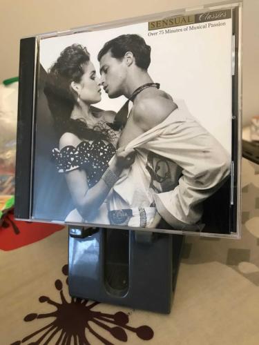 SENSUAL CLASSICS OVER 75 MINUTES OF MUSICAL PASSION ( CD )