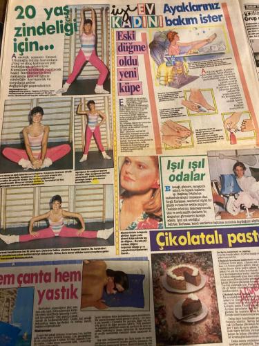 SABAH YILDIZI 2 AKTÜELİTE VE MAGAZİN GAZETESİ - DOĞUM GÜNÜ HEDİYESİ (TURKİSH - NEWSPAPER) - 8 HAZİRAN 1986 - TAM TAKIM 8 SAYFADIR -Hülya-Hülya Avşar-Selim-Gülşah-Melek Hanım-Sibel Savcı-Emanuella-Helga-Aysu Er-Dr. Hans Ayberk-Selma Poyraz-Sema Poyraz-Tarık Tarcan-Fatma Girik-Türkan Şoray-Fatma Girik-Georgia Karraka-Rujin-Evet Carrera-Ayşe Ünlütuna-Semra Yılmaz-Hülya Hayat-Necdet Tunç-İlhan Cavcav-Rıdvan Dilmen-Menduh Taşa-Betül Mardin-Nil Bilir-Meral İlker Divanı-Nur Evliyagil-Fikret Evliyagil-Ayşe Beyazıt-Bercis Morova-Mişlin Morova-Mehmet İnos-Kunt-Minur Hamamcıoğlu-Suna Kıraç-Doğan Gönü-Pekin Baran-Abdullah Acar-Berim-Şeref Has-Nilgün-Hans Ayberg-Doc. Dr. Hans Ayberg-Neşe Karaböcek-Attila Yelken-Ruşen Hakkı-Selim Sırrı Tarcan-Murat Başesgioğlu-Mustafa Denizli-Ali Şen-Meral Denizli-Sabri Kiraz-Mehmet Ali Erbil-Erol Pekcan-Müslüm Demirci-İbrahim Tatlıses-Nokta Dergisi-SABAH YILDIZI-Mutluluk tablosu-Daha dün gibi-Albümlerden bir yaprak-Bir gecelik köylüler-Amerikalı Türkmen-İtalyan Ema