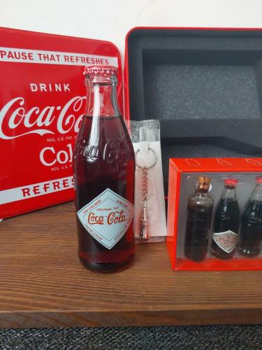 Coca-Cola Şişe ve Anahtarlık Seti