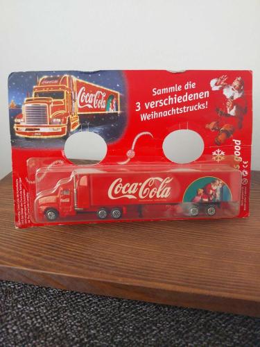 Coca-Cola Model Kırmızı Kamyon
