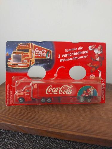 Coca-Cola Model Kırmızı Kamyon