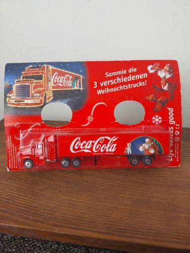 Coca-Cola Kırmızı Model Tır