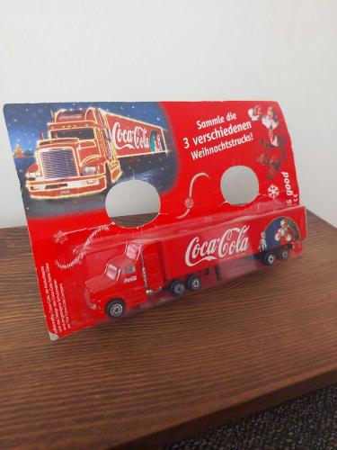 Coca-Cola Kırmızı Model Tır
