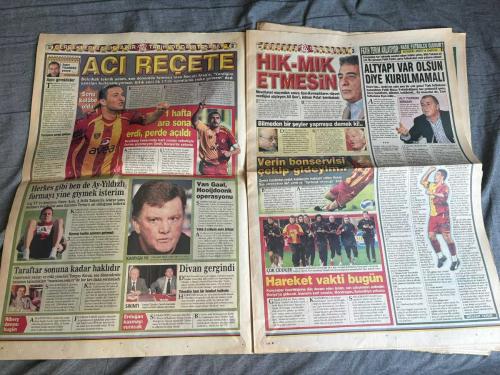 ONİKİNCİ ADAM SPOR GAZETESİ TURKISH NEWSPAPER - DOĞUM GÜNÜ HEDİYESİ   TAM TAKIM EKSİKSİZ GAZETE  15 MART 2007 -   4.5 MİLYON EURO BARCELONA'DA - FUTBOLUN YENİ MESSİSİ - CİM-BOM'A SÜPER 2'Lİ - DEIVID OUT MILITO IN - FUTBOLU UNUTTUM! - A MİLLİ TAKIM 27'NCİ SIRAYA DÜŞTÜ - AVANTAJ BİZDE - ZİDANE BURSA'YA GELİYOR - ALT YAPI VAR OLSUN DİYE KURULMAMALI - ACI REÇETE - EFES GEÇ YANDI - BOBO TÜRK VATANDAŞI OLMAK İSTİYOR - VALENCİA KEZMAN'I İSTİYOR - EN İYİ SAVUNMA HÜCUMDUR - İDDAA BAYİLERİ: SABRIMIZ KALMADI - TÜRKİYE'NİN EN BÜYÜK BAŞKANI KİM? - MUHAMMET DEMİRCI - FATİH TERİM - ERTUĞRUL AKBAY - VAN GAAL - VAN HOOIJDONK - MILITO - DEIVID - MUSA BÜYÜK - ERTUĞRUL SAĞLAM - BÜLENT KORKMAZ - ZICO - NECATİ ATEŞ - ADNAN POLAT - ALİ ŞEN EMRE AŞIK - HASAN ŞAŞ - TURGAY KIRAN - MEHMET OKUR - İBRAHİM KUTLUAY - BOBO - MEHMET YOZGATLI -