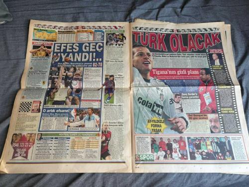 ONİKİNCİ ADAM SPOR GAZETESİ TURKISH NEWSPAPER - DOĞUM GÜNÜ HEDİYESİ   TAM TAKIM EKSİKSİZ GAZETE  15 MART 2007 -   4.5 MİLYON EURO BARCELONA'DA - FUTBOLUN YENİ MESSİSİ - CİM-BOM'A SÜPER 2'Lİ - DEIVID OUT MILITO IN - FUTBOLU UNUTTUM! - A MİLLİ TAKIM 27'NCİ SIRAYA DÜŞTÜ - AVANTAJ BİZDE - ZİDANE BURSA'YA GELİYOR - ALT YAPI VAR OLSUN DİYE KURULMAMALI - ACI REÇETE - EFES GEÇ YANDI - BOBO TÜRK VATANDAŞI OLMAK İSTİYOR - VALENCİA KEZMAN'I İSTİYOR - EN İYİ SAVUNMA HÜCUMDUR - İDDAA BAYİLERİ: SABRIMIZ KALMADI - TÜRKİYE'NİN EN BÜYÜK BAŞKANI KİM? - MUHAMMET DEMİRCI - FATİH TERİM - ERTUĞRUL AKBAY - VAN GAAL - VAN HOOIJDONK - MILITO - DEIVID - MUSA BÜYÜK - ERTUĞRUL SAĞLAM - BÜLENT KORKMAZ - ZICO - NECATİ ATEŞ - ADNAN POLAT - ALİ ŞEN EMRE AŞIK - HASAN ŞAŞ - TURGAY KIRAN - MEHMET OKUR - İBRAHİM KUTLUAY - BOBO - MEHMET YOZGATLI -