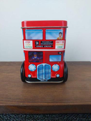 Stanley's London Bus Şeker Kutusu