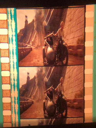 Ten Ten 35mm sinema fragmanı