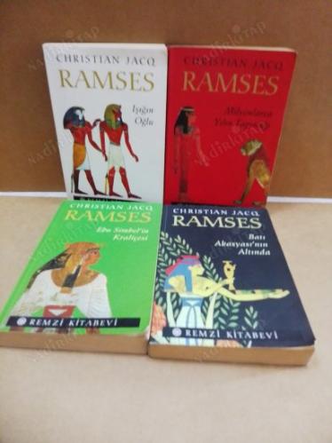 RAMSES: 1. Işığın Oğlu- 2- Milyonlarca Yılın Tapınağı 4. Ebu Simbel'in Kraliçesi 5- Batı Akasya nin Altında (Toplam 4 Kitap set)
