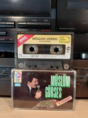 MÜSLÜM GÜRSES KONSERİ