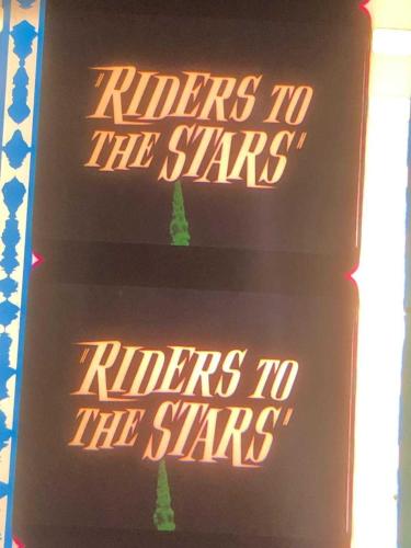 Riders To The Stars 35mm sinema fragmanı