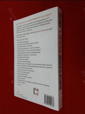 Şeytan Evliyaları - Mücahitlikten Müteahitliğe