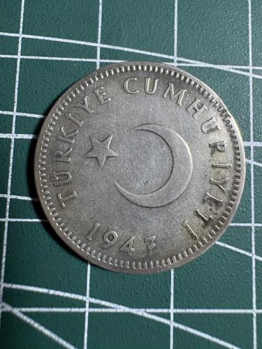 1947 1 LİRA GÜMÜŞ 7.45 GR.