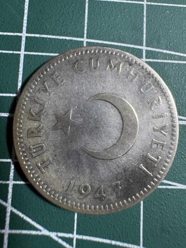 1947 1 LİRA GÜMÜŞ 7.45 GR.