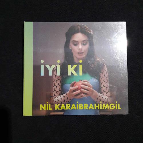 Nil Karaibrahimgil - İyi Ki Cd ( Jelatinli - Ambalajında ) 2018