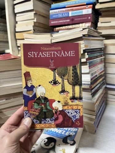 SİYASETNAME