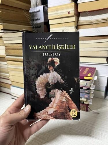 Yalancı İlişkiler