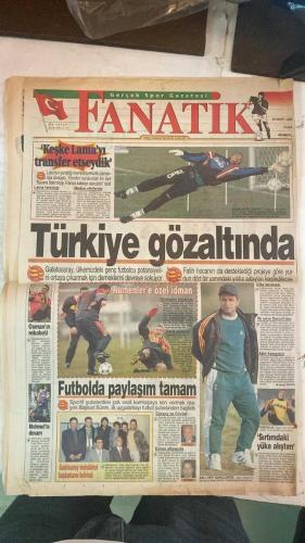 FANATİK SPOR GAZETESİ - TURKISH NEWSPAPER - DOĞUM GÜNÜ HEDİYESİ  - EKSİKSİZ TAM TAKIM GAZETE - 20 MART 1998 - SAYI:852 - AZİZ YILDIRIM - OTO BARİÇ - AMOKACHI - İHSAN KALKAVAN - ATİF KEÇECİ - HİLMİ OK - MEHMET ALİ YILMAZ - PETAR NAUMOSKİ - HAGİ - FILIPESCU - POPESCU - LUTU - EMRE - HAKAN ŞÜKÜR - EROL DEMİRKOL - AYKUT AKICI - CENGİZ DİNÇ - MUSTAFA TANGİ - GÜRSOY - DÜRÜST - CANSUN - ERGÜN - BURAK ELMAS - BU VATAN HEPİMİZİN - GERÇEK SPOR GAZETESİ - FANATİK - BARİÇ BIÇAK SIRTINDA - BAŞKAN’DAN GİZLİ TEHDİT - UEFA’DAN LALE ORTA’YA GÖREV - A MİLLİ TAKIM 1 SIRA GERİLEDİ - ASLAN’IN 4 PENÇESİ EKSİK - BURUK SEVİNÇ - BARİÇ’TEN YÖNETİME ÇAĞRI - AMAN GÖLGE DÜŞMESİN - TOSHACK’TAN SUÇLAMA - LUTU’DAN KURTULMA PLANI - DENİZCİ EMRETTİ: ÇANAKKALE GEÇİLECEK - HAKEMLERE SALDIRMAYIN - FENER ŞAMPİYON OLACAK - PETAR NAUMOSKİ’NİN KEMİĞİ KIRILDI - KEŞKE LAMA’YI TRANSFER ETSEYDİK - TÜRKİYE GÖZALTINDA - RUMENLER’E ÖZEL İDMAN - EMRE EL ÜSTÜNDE - HAKAN ŞÜKÜR’ÜN EKSİĞİ DÖRT GOL - PARAYI ALAMAYINCA LUTU’YU İSTEDİLER -