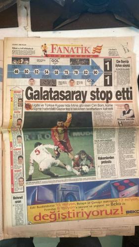 FANATİK SPOR GAZETESİ - TURKISH NEWSPAPER - DOĞUM GÜNÜ HEDİYESİ  - EKSİKSİZ TAM TAKIM GAZETE - 22 MART 1998 - SAYI:854 - FAİK GÜRSES - ULVİ GÜVENEROĞLU - ATİF KEÇECİ - YEMEN EKŞİOĞLU - İSMET TONGO - OSMAN TANBURACI - TEMEL ÖZALAK - OĞUZ DİZER - MURAT ILGAZ - BÜLENT - ARİF - HAGİ - HAKAN ŞÜKÜR - FATİH - TUGAY - EMRE - SUAT - B. HAKAN - FARUK - PREKO - MURAT ILGAZ - SÜRAT MÜNİROĞLU - BURHAN MERMER - FEVZİ - RAHİM - ERTUĞRUL - YANKOV - LETCHKOV - RECEP - KEMAL ESNEKAZİ - BU VATAN HEPİMİZİN - GERÇEK SPOR GAZETESİ - FANATİK - KARTAL’IN YÜKSELİŞİ - ŞİMDİ HEDEF KUPA - BEŞİKTAŞ MORAL BULDU - ÇIKIŞA DEVAM - VERGİ UMUTTUR - CİM BOM’A ACILI KEBAP - HASAR BÜYÜK - DÜŞE KALKA 90 DAKİKA - İKİSİ DE KAYBETTİ - HAVAN TOPU SİSTEMİ - KARTAL TAM YOL İLERİ - 24 GÜNDÜR YENİLGİ YÜZÜ GÖRMEDİLER - HEM KUPA HEM UEFA - FIFA’DAN LETCHKOV’A SERT UYARI - GALATASARAY STOP ETTİ - MÜTHİŞ MÜCADELE - BÜLENT VE ARİF TRİBÜNDEYDİ - CİM BOM’DA AYHAN SÜRPRİZİ - ANTEP’TE ÜÇ EKSİK - GALATASARAY PUAN AVINDA - KÜREKÇİLER KOLLARI