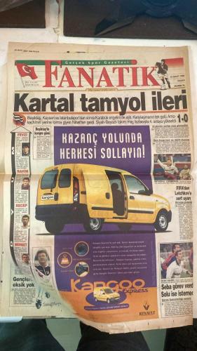 FANATİK SPOR GAZETESİ - TURKISH NEWSPAPER - DOĞUM GÜNÜ HEDİYESİ  - EKSİKSİZ TAM TAKIM GAZETE - 22 MART 1998 - SAYI:854 - FAİK GÜRSES - ULVİ GÜVENEROĞLU - ATİF KEÇECİ - YEMEN EKŞİOĞLU - İSMET TONGO - OSMAN TANBURACI - TEMEL ÖZALAK - OĞUZ DİZER - MURAT ILGAZ - BÜLENT - ARİF - HAGİ - HAKAN ŞÜKÜR - FATİH - TUGAY - EMRE - SUAT - B. HAKAN - FARUK - PREKO - MURAT ILGAZ - SÜRAT MÜNİROĞLU - BURHAN MERMER - FEVZİ - RAHİM - ERTUĞRUL - YANKOV - LETCHKOV - RECEP - KEMAL ESNEKAZİ - BU VATAN HEPİMİZİN - GERÇEK SPOR GAZETESİ - FANATİK - KARTAL’IN YÜKSELİŞİ - ŞİMDİ HEDEF KUPA - BEŞİKTAŞ MORAL BULDU - ÇIKIŞA DEVAM - VERGİ UMUTTUR - CİM BOM’A ACILI KEBAP - HASAR BÜYÜK - DÜŞE KALKA 90 DAKİKA - İKİSİ DE KAYBETTİ - HAVAN TOPU SİSTEMİ - KARTAL TAM YOL İLERİ - 24 GÜNDÜR YENİLGİ YÜZÜ GÖRMEDİLER - HEM KUPA HEM UEFA - FIFA’DAN LETCHKOV’A SERT UYARI - GALATASARAY STOP ETTİ - MÜTHİŞ MÜCADELE - BÜLENT VE ARİF TRİBÜNDEYDİ - CİM BOM’DA AYHAN SÜRPRİZİ - ANTEP’TE ÜÇ EKSİK - GALATASARAY PUAN AVINDA - KÜREKÇİLER KOLLARI