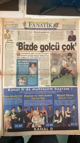 FANATİK SPOR GAZETESİ - TURKISH NEWSPAPER - DOĞUM GÜNÜ HEDİYESİ  - EKSİKSİZ TAM TAKIM GAZETE - 9 NİSAN 1998 - SAYI:872 - MEHMET - ARİF - HAGİ - OSMAN - AMOKACHI - ERKAN - TUGAY - ERTUĞRUL - MEHMET YUSUF - RAHİM - YANKOV - FEVZİ - TAYFUR - ALPAY - OKTAY - POPESCU - BÜLENT - K. HAKAN - B. HAKAN - FATİH TERİM - JOHN TOSHACK - SÜLEYMAN SEBA - FARUK SÜREN - İSMET TONGO - FAİK GÜRSES - TEMEL ÖZALAK - ONUR BELGE - TAYLAN UYGUR - ULVİ GÜVENEROĞLU - DOĞAN BABACAN - OĞUZ DİZER - YEMEN EKŞİOĞLU - NACI YALINKILIÇ - TURGAY TOYBUZ - CAN TONGO - ZAFER BÜYÜKAVCI - AYKUT AKICI - FERİDUN NİĞDELİOĞLU - MURAT AKBAŞ - MEHMET GENÇ - SÜLEYMAN KARA - BU VATAN HEPİMİZİN - GERÇEK SPOR GAZETESİ - FANATİK - KARTAL’A KUPA BAYRAMI - ATAMAZSAN KAYBEDERSİN - TATLI KAÇIK - TEBRİKLER BEŞİKTAŞ’A - FİNAL BAYRAMI - FİNAL ŞANSI KARTAL’A GÜLDÜ - BAYRAMIN OLSUN - LİGDEN ÖNCE LİGDEN SONRA - KUPA KAÇTI LİGE DEVAM - CENAZE MARŞINI DUYAMADIM - FACİAYA KILPAYI - SORUMLU MİD - FENER’DE ŞİMDİ DE EROL SAKATLIK PROBLEMİ - SON SÖZ FUT