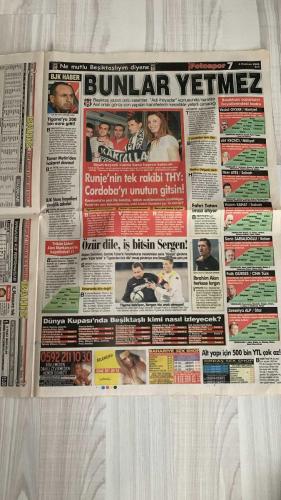 FOTOSPOR SPOR GAZETESİ - TURKISH NEWSPAPER - DOĞUM GÜNÜ HEDİYESİ  - EKSİKSİZ TAM TAKIM GAZETE -6 HAZİRAN 2006 SALI  BEŞİKTAŞ - FENERBAHÇE - GALATASARAY - TRABZONSPOR - JUVENTUS - VALENCIA - FULHAM - CHELSEA - SCHALKE - PARMA - LAZIO - MANCHESTER UNITED - ASTON VILLA  FIGO - TREZEGUET - IBRAHIMOVIC - ADRIAN MUTU - ZALAYETA - CELALETTİN BİLGİÇ - TOMAS - AYALA - LAZARONI - FATİH TEKKE - GÖKDENİZ KARADENİZ - SEMİH ŞENTÜRK - SELÇUK ŞAHİN - SERVET ÇETİN - TÜMER METİN - UĞUR BORAL - MEHMET ALİ AYDINLAR - HAMİT ALTINTOP - MEHMET TOPUZ - ROBERTO CARLOS - HERNAN CRESPO - ORTEGA - REYHAN AYDIN - GÜNTAY IRMAK - GÖKHAN GÜÇKAYA - MUTUHAN SUNER - DENİZLİ - ŞENOL GÜNEŞ - ERSUN YANAL - ŞÜKRÜ KAYA - YAKUP SEVİNDİK  BUGÜN BEŞİKTAŞ’TA FIGO SESLERİ - JUVENTUS DÜŞERSE FENER’E GELİRİZ: TREZEGUET, IBRAHIMOVIC, MUTU, ZALAYETA - TOMAS GİDİCİ, AYALA GELİCİ - GALATASARAY’DA SON DAKİKA ŞOKU: TOMAS FULHAM’A EVET DEDİ - VALENCIA’NIN YILDIZI AYALA LİSTEDE - TRABZON’DA LAZARONI UYARISI: FATİH VE GÖKDENİZ SATILABİLİR -