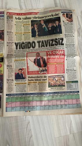 FOTOSPOR SPOR GAZETESİ - TURKISH NEWSPAPER - DOĞUM GÜNÜ HEDİYESİ  - EKSİKSİZ TAM TAKIM GAZETE - 9 HAZİRAN 2006 CUMA  GALATASARAY - FENERBAHÇE - BEŞİKTAŞ - JUVENTUS - INTER - MONACO - VALENCIA - FULHAM - CHELSEA - SCHALKE - KAYSERİSPOR - GENÇLERBİRLİĞİ - ALMANYA MİLLİ TAKIMI - BREZİLYA MİLLİ TAKIMI  HAKAN ŞÜKÜR - VIERI - FEDERICO INSUA - LAURENT ROBERT - AZİZ YILDIRIM - YILDIRIM DEMİRÖREN - NURİ ALBAYRAK - ÖZHAN CANAYDIN - PARREIRA - DAUM - ROBERTO CARLOS - ZE ROBERTO - KILY GONZALEZ - HAMİT ALTINTOP - HALİL ALTINTOP - LUCIANO - MURAT ÖZAYDINLI - SEMİH ŞENTÜRK - İLHAN EKŞİOĞLU - NİHAT ÖZDEMİR - CAVCAV - REVOĞLU - HASAN ERCAZIP  BUGÜN BEŞİKTAŞ’TA FIGO SESLERİ - JUVENTUS DÜŞERSE FENER’E GELİRİZ: TREZEGUET, IBRAHIMOVIC, MUTU, ZALAYETA - TOMAS GİDİCİ, AYALA GELİCİ - GALATASARAY’IN KILY GONZALEZ HAMLESİ - PARREIRA VE DAUM’UN YEMEĞİ ORTALIĞI KARIŞTIRDI - DELGADO BEŞİKTAŞ’TA - BEŞİKTAŞ FEDERICO INSUA’YA YÖNELDİ - LAURENT ROBERT’İN İŞİ BİTTİ - HAMİT ALTINTOP KARDEŞİNİ DE İSTİYOR - LUCIANO’NUN D