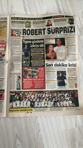 FOTOSPOR SPOR GAZETESİ - TURKISH NEWSPAPER - DOĞUM GÜNÜ HEDİYESİ  - EKSİKSİZ TAM TAKIM GAZETE - 9 HAZİRAN 2006 CUMA  GALATASARAY - FENERBAHÇE - BEŞİKTAŞ - JUVENTUS - INTER - MONACO - VALENCIA - FULHAM - CHELSEA - SCHALKE - KAYSERİSPOR - GENÇLERBİRLİĞİ - ALMANYA MİLLİ TAKIMI - BREZİLYA MİLLİ TAKIMI  HAKAN ŞÜKÜR - VIERI - FEDERICO INSUA - LAURENT ROBERT - AZİZ YILDIRIM - YILDIRIM DEMİRÖREN - NURİ ALBAYRAK - ÖZHAN CANAYDIN - PARREIRA - DAUM - ROBERTO CARLOS - ZE ROBERTO - KILY GONZALEZ - HAMİT ALTINTOP - HALİL ALTINTOP - LUCIANO - MURAT ÖZAYDINLI - SEMİH ŞENTÜRK - İLHAN EKŞİOĞLU - NİHAT ÖZDEMİR - CAVCAV - REVOĞLU - HASAN ERCAZIP  BUGÜN BEŞİKTAŞ’TA FIGO SESLERİ - JUVENTUS DÜŞERSE FENER’E GELİRİZ: TREZEGUET, IBRAHIMOVIC, MUTU, ZALAYETA - TOMAS GİDİCİ, AYALA GELİCİ - GALATASARAY’IN KILY GONZALEZ HAMLESİ - PARREIRA VE DAUM’UN YEMEĞİ ORTALIĞI KARIŞTIRDI - DELGADO BEŞİKTAŞ’TA - BEŞİKTAŞ FEDERICO INSUA’YA YÖNELDİ - LAURENT ROBERT’İN İŞİ BİTTİ - HAMİT ALTINTOP KARDEŞİNİ DE İSTİYOR - LUCIANO’NUN D