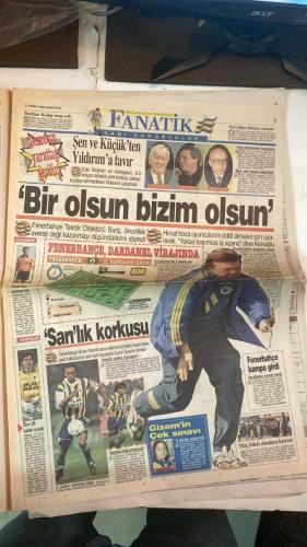 FANATİK SPOR GAZETESİ - TURKISH NEWSPAPER - DOĞUM GÜNÜ HEDİYESİ  - EKSİKSİZ TAM TAKIM GAZETE - 11 NİSAN 1998 - SAYI:874 - İSMAİL UYANIK - CELİL - CENK - SERKAN - AYKUT - VURAL - ENGİN - SÜLEYMAN SEBA - JOHN TOSHACK - FATİH TERİM - FILIPESCU - B. HAKAN - TUGAY - SUAT - HAGİ - ERGÜN - ARİF - MEHMET - ERTUĞRUL - AYKUT AKICI - EROL DEMİRKOL - NECATİ BİLGİÇ - ENGIN VEREL - MEHMET Y. YILMAZ - ABDULLAH ÇEVRİM - TANJU ÇOLAK - AZİZ YILDIRIM - ALİ ŞEN - VELA KÜÇÜK - MOSHOEU - UCHE - HÖGH - MUSTAFA - DOĞAN - FARUK - KEMALETTİN - TAYFUN - EROL - ZAFER BÜYÜKAVCI - BU VATAN HEPİMİZİN - GERÇEK SPOR GAZETESİ - FANATİK - YOK MU ALAN - ZAMANI GELDİ GİDİYORUM - TRAPATTONI YUVAYA DÖNÜYOR - İRAN’DA KIZLAR SAHAYA İNDİ - BURDENSKİ’DEN FUTBOL OKULU - İSTANBULSPOR UEFA’YA DOĞRU - SEBA-TOSHACK KUPA HAVAYA - KOCAELİSPOR BEŞİKTAŞ - GÖZLER LİDERDE FENERBAHÇE DARDANELSPOR - ŞEN MAÇA GELİYOR - ŞAMPİYONLUK KAYGISI BİRLEŞTİRDİ - KRİZ MASASI OLUŞTURULUYOR - TERİM ŞİMDİ SUSUYOR - ERTUĞRUL’U SIRTLADIM - MEHMET ÜZÜNTÜLÜ -