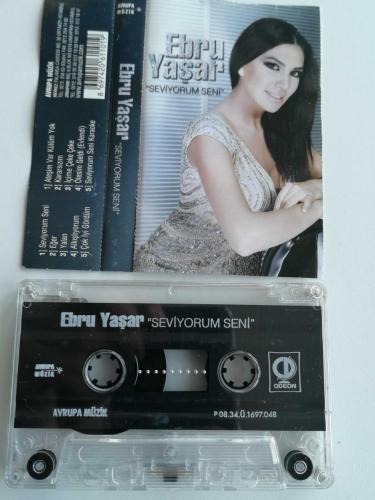 EBRU YAŞAR SEVİYORUM SENİ KASET