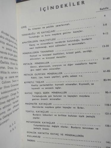KAYAÇLAR ve MİNERALLER .. Rocks and Minerals ©1957 .. Herbert S. Zim ve Paul R. Shaffer.. (TEK baskı-1965)