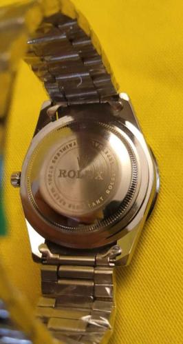 KULLANILMAMIŞ SIFIR KUTUSUNDA YÜKSEK KALİTE SUPER KLON ÜRETİM ROLEX KOL SAATİ.